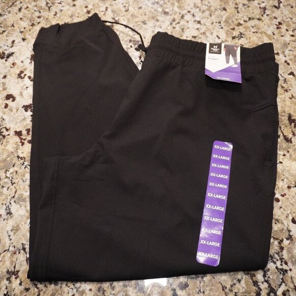 NWT - Black Travel Joggers - Size 2X - - Picture 1 of 3